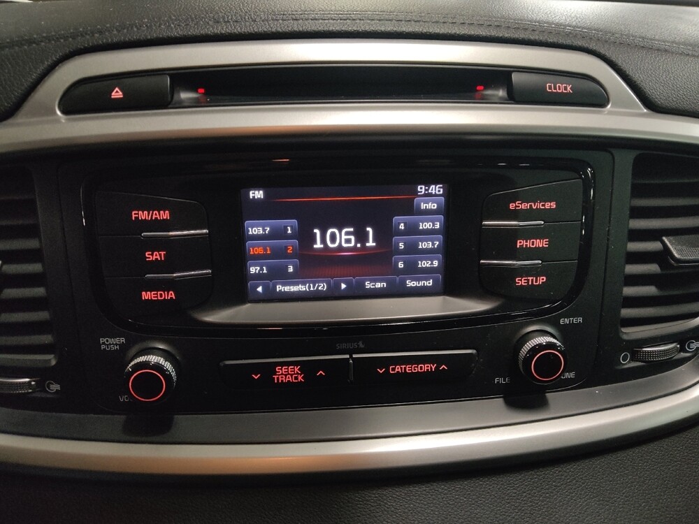 2016 Kia Sorento in Arlington, TX 76011 - 18097518 25