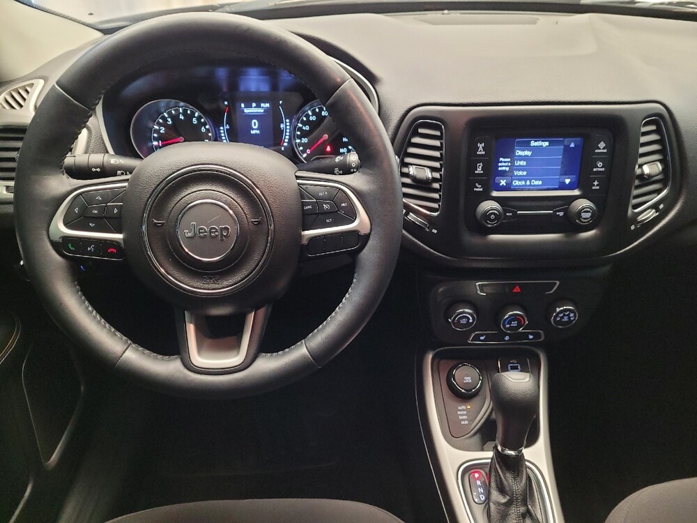 2018 Jeep Compass in Downey, CA 90241 - 18097520 22