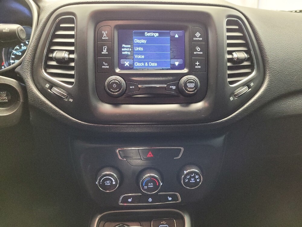 2018 Jeep Compass in Downey, CA 90241 - 18097520 25