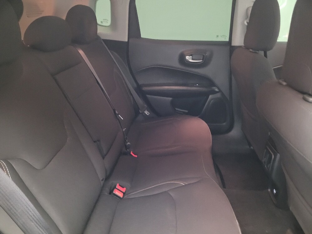 2018 Jeep Compass in Downey, CA 90241 - 18097520 19