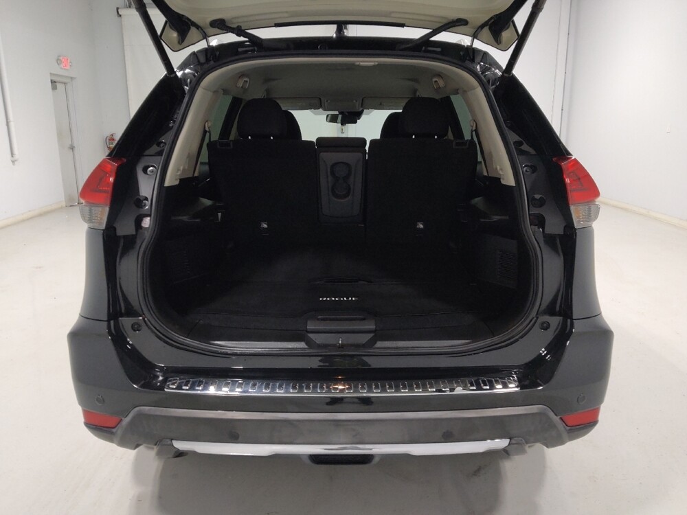 2020 Nissan Rogue in Columbus, OH 43228 - 18097523 29