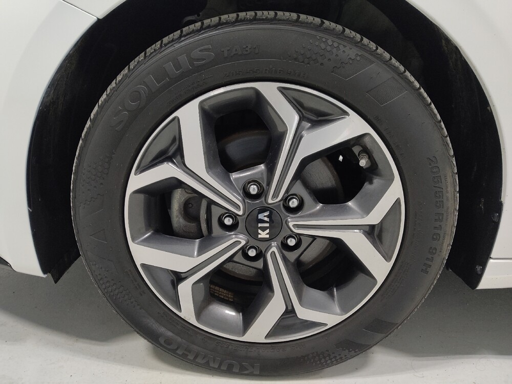 2021 Kia Forte in Columbus, OH 43228 - 18097524 31