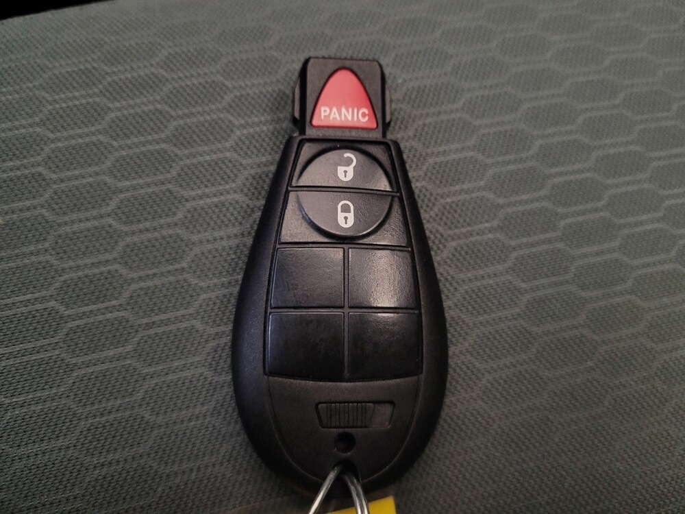 2016 RAM 1500 in Columbus, OH 43228 - 18097526 32