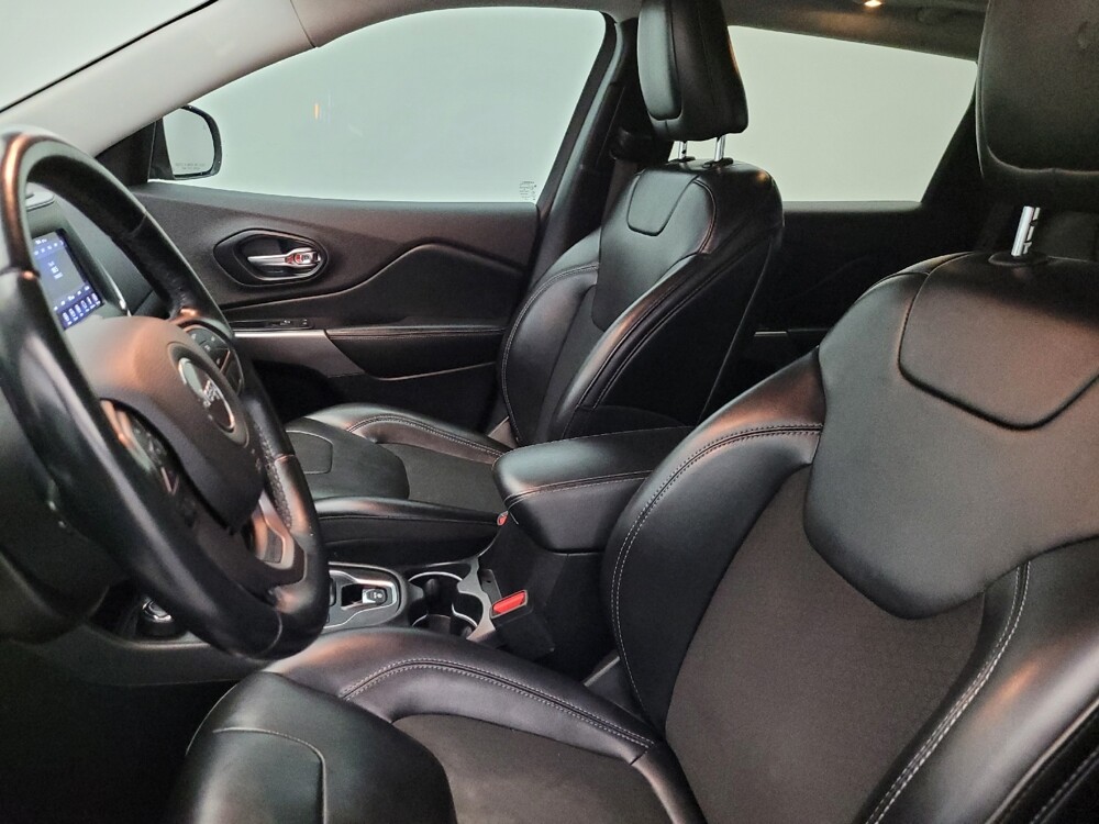 2019 Jeep Cherokee in Mesa, AZ 85210 - 18097531 17