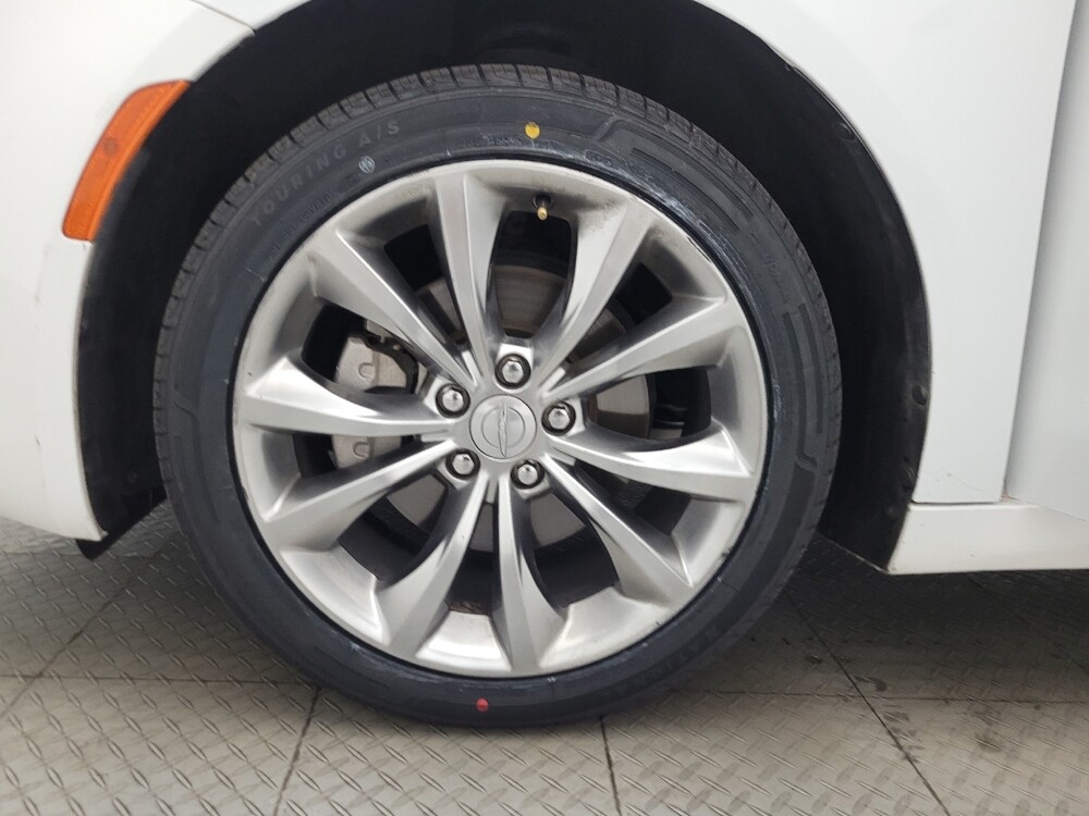 2015 Chrysler 200 in Phoenix, AZ 85015 - 18097533 31