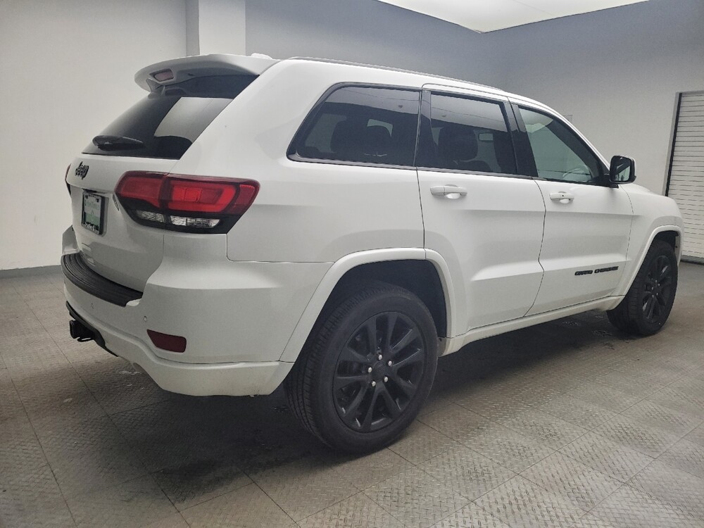 2018 Jeep Grand Cherokee in Taylor, MI 48180 - 18097536 10