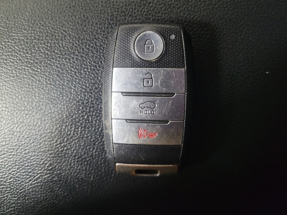 2016 Kia Sorento in Stone Mountain, GA 30083 - 18097537 32