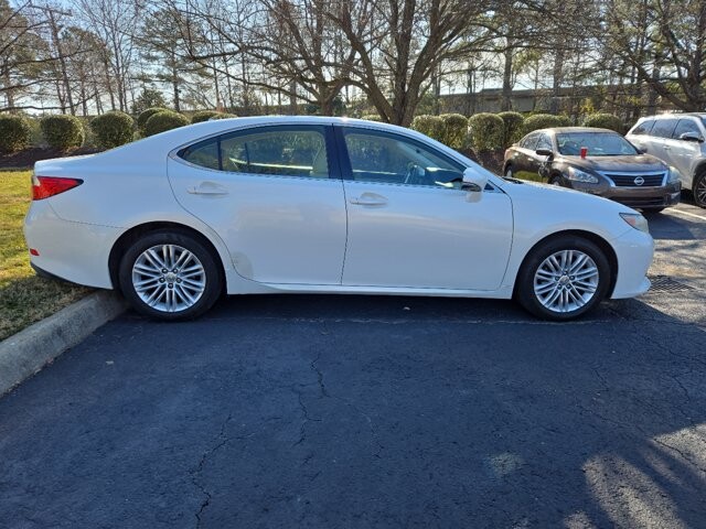 2013 Lexus ES 350 in Virginia Beach, VA 23464 - 18097541 5