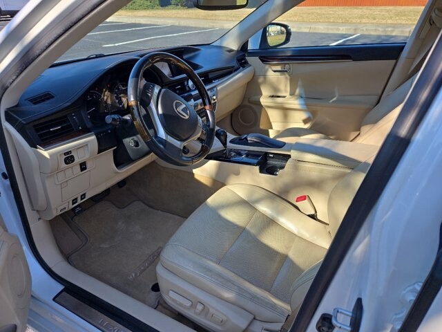 2013 Lexus ES 350 in Virginia Beach, VA 23464 - 18097541 8