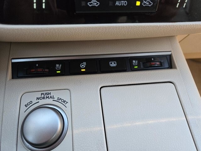 2013 Lexus ES 350 in Virginia Beach, VA 23464 - 18097541 13