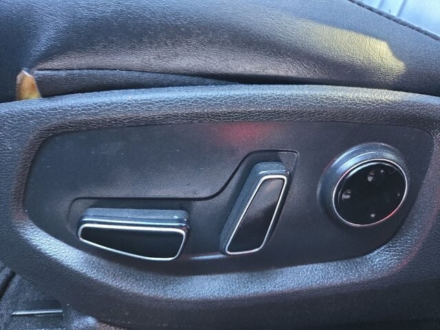 2015 Hyundai Genesis in Virginia Beach, VA 23464 - 18097542 5