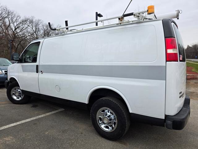 2011 Chevrolet Express 2500 in Blauvelt, NY 10913 - 18097543 6