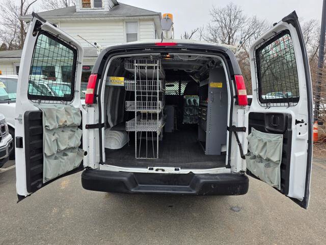 2011 Chevrolet Express 2500 in Blauvelt, NY 10913 - 18097543 30