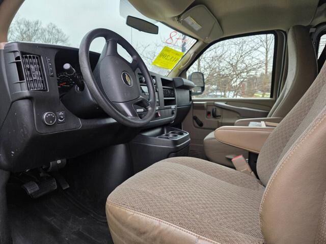 2011 Chevrolet Express 2500 in Blauvelt, NY 10913 - 18097543 10
