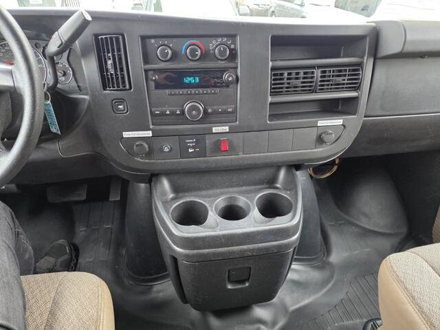 2011 Chevrolet Express 2500 in Blauvelt, NY 10913 - 18097543 16