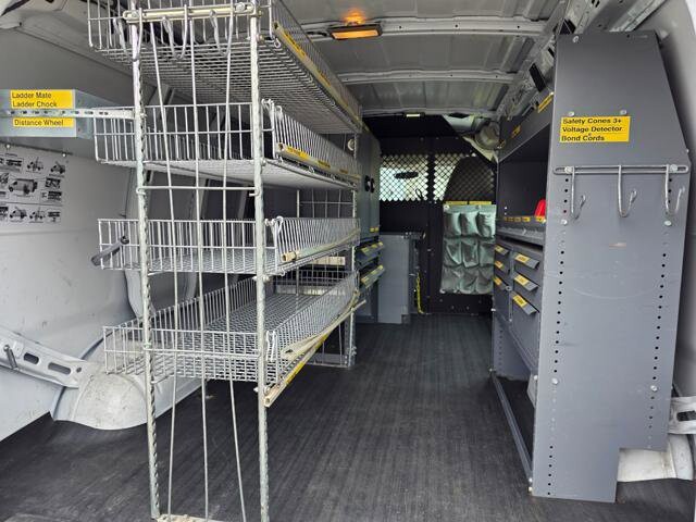 2011 Chevrolet Express 2500 in Blauvelt, NY 10913 - 18097543 35