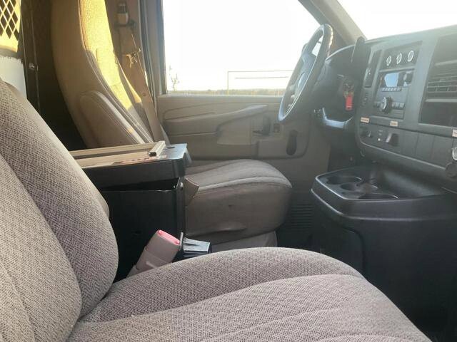 2011 Chevrolet Express 2500 in Blauvelt, NY 10913 - 18097543 10