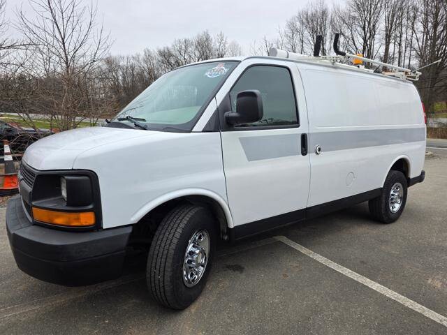 2011 Chevrolet Express 2500 in Blauvelt, NY 10913 - 18097543 4