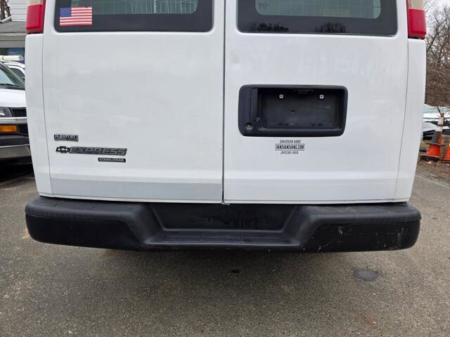 2011 Chevrolet Express 2500 in Blauvelt, NY 10913 - 18097543 44