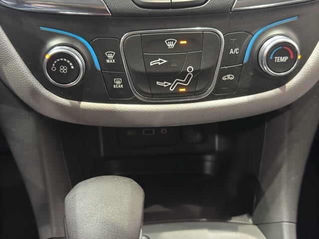 2022 Chevrolet Equinox in Burlington, WI 53105 - 18097544 29