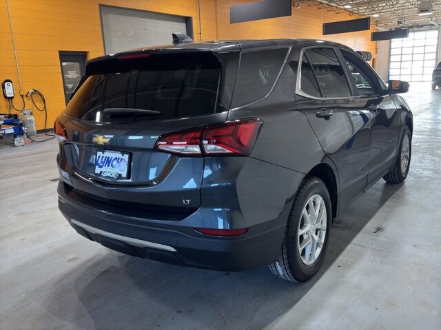 2022 Chevrolet Equinox in Burlington, WI 53105 - 18097544 5