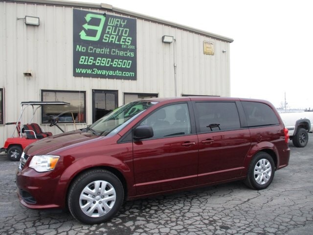 2018 Dodge Grand Caravan in Oak Grove, MO 64075 - 18097547