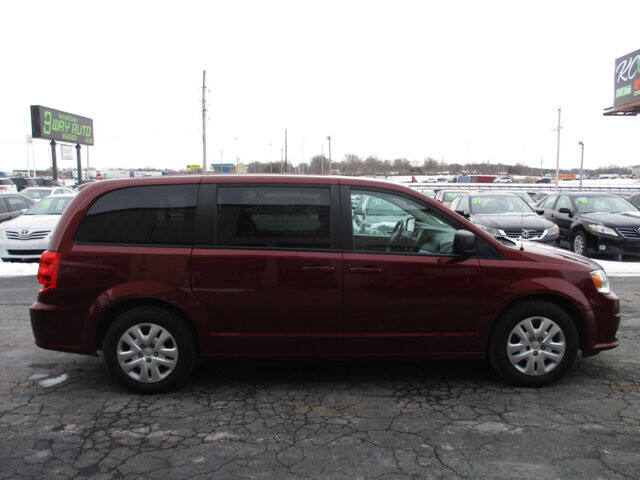 2018 Dodge Grand Caravan in Oak Grove, MO 64075 - 18097547 4