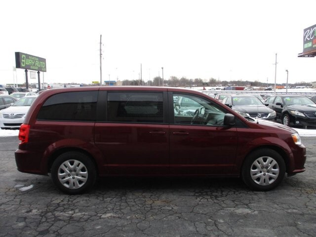 2018 Dodge Grand Caravan in Oak Grove, MO 64075 - 18097547 4