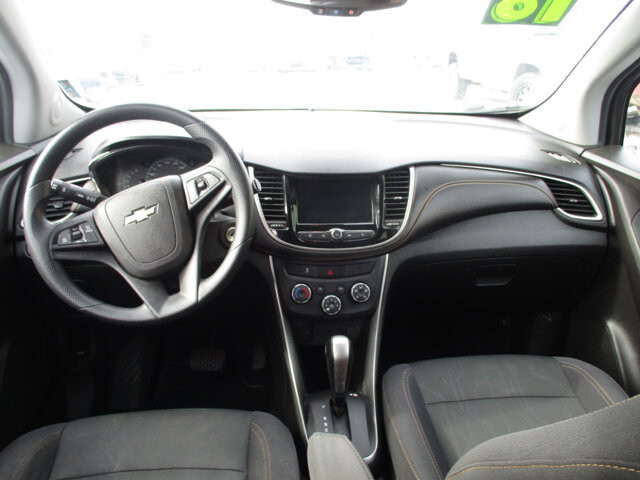 2018 Chevrolet Trax in Oak Grove, MO 64075 - 18097549 11