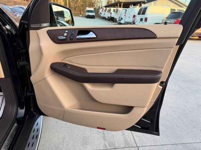 2016 Mercedes-Benz GLE 350 in Knoxville, TN 37920 - 18097551 11