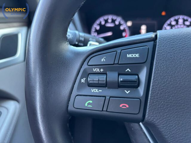 2015 Hyundai Genesis in Decatur, GA 30032 - 18097555 31