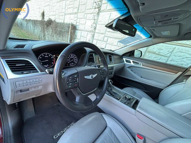 2015 Hyundai Genesis in Decatur, GA 30032 - 18097555 40