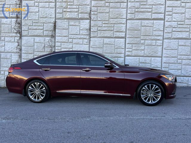 2015 Hyundai Genesis in Decatur, GA 30032 - 18097555 3
