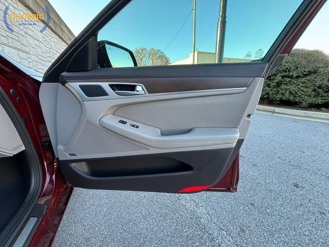 2015 Hyundai Genesis in Decatur, GA 30032 - 18097555 12