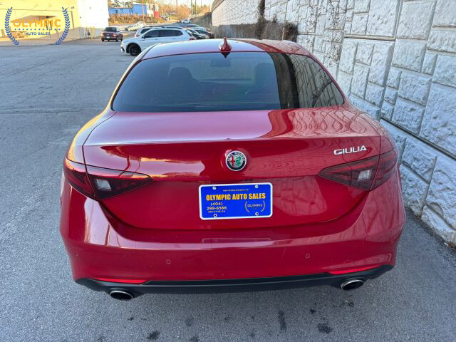 2019 Alfa Romeo Giulia in Decatur, GA 30032 - 18097557 5