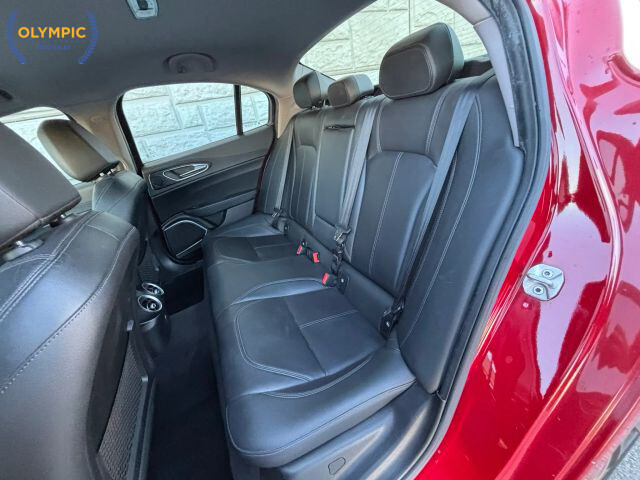 2019 Alfa Romeo Giulia in Decatur, GA 30032 - 18097557 38