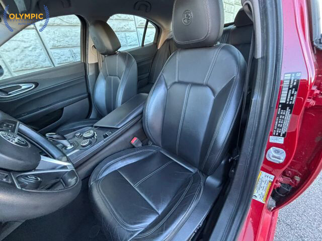 2019 Alfa Romeo Giulia in Decatur, GA 30032 - 18097557 37