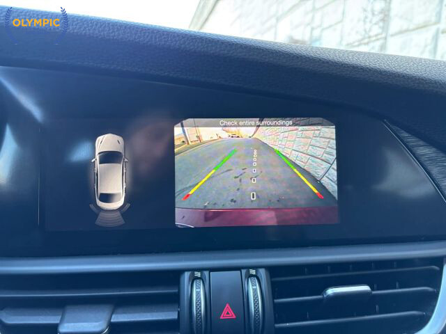 2019 Alfa Romeo Giulia in Decatur, GA 30032 - 18097557 29