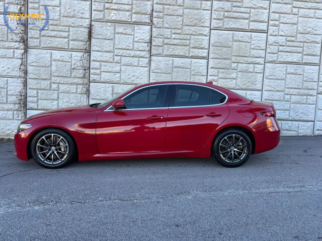 2019 Alfa Romeo Giulia in Decatur, GA 30032 - 18097557 7
