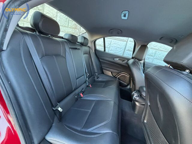 2019 Alfa Romeo Giulia in Decatur, GA 30032 - 18097557 39