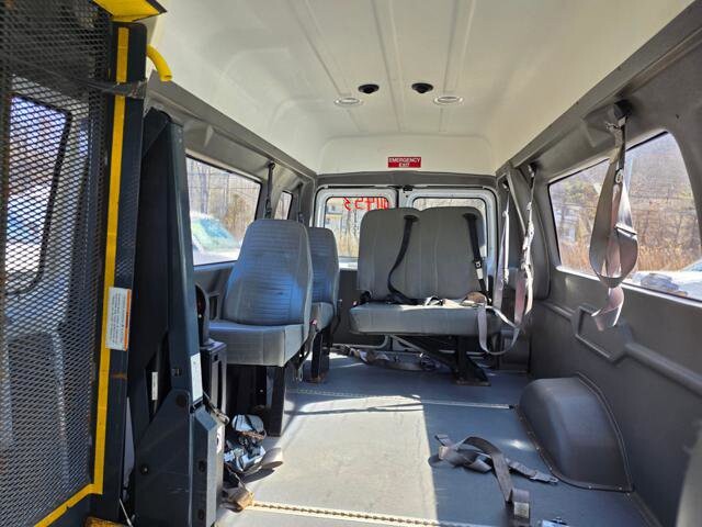 2012 Ford E-350 and Econoline 350 in Blauvelt, NY 10913 - 18097560 27