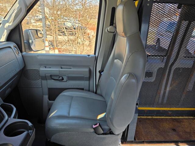 2012 Ford E-350 and Econoline 350 in Blauvelt, NY 10913 - 18097560 26