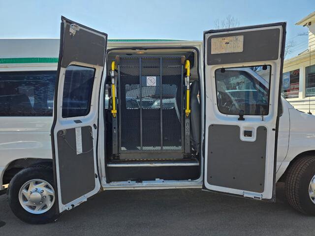 2012 Ford E-350 and Econoline 350 in Blauvelt, NY 10913 - 18097560 44