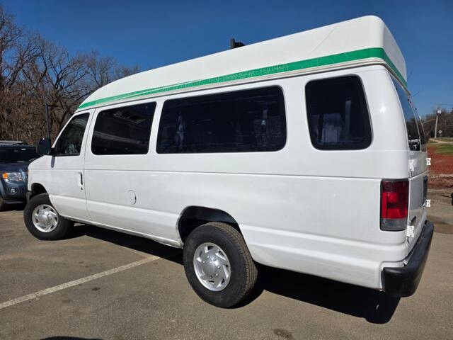 2012 Ford E-350 and Econoline 350 in Blauvelt, NY 10913 - 18097560 7