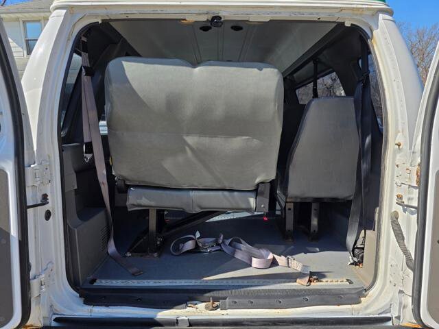 2012 Ford E-350 and Econoline 350 in Blauvelt, NY 10913 - 18097560 32