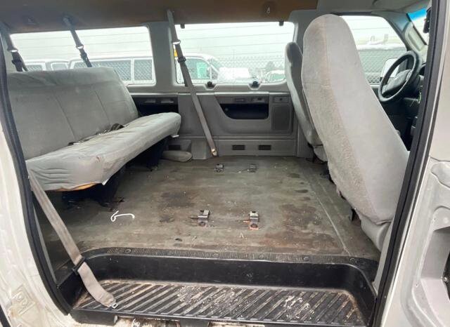 2006 Ford E-350 and Econoline 350 in Blauvelt, NY 10913 - 18097561 11