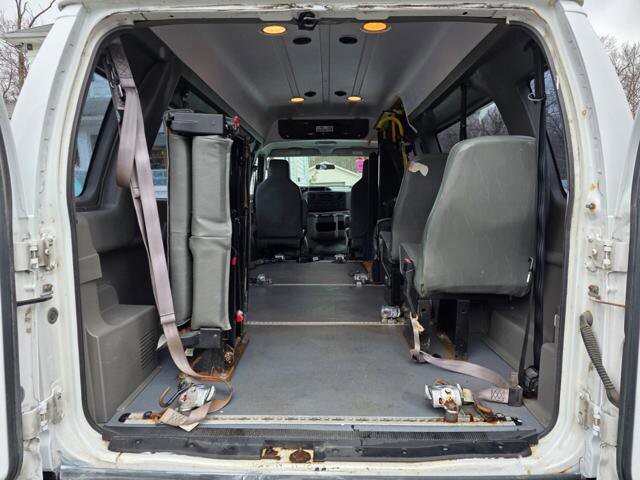 2012 Ford E-350 and Econoline 350 in Blauvelt, NY 10913 - 18097562 35