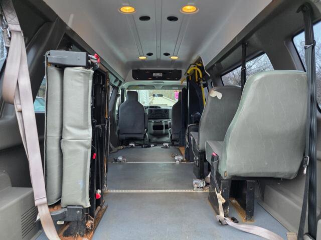 2012 Ford E-350 and Econoline 350 in Blauvelt, NY 10913 - 18097562 38