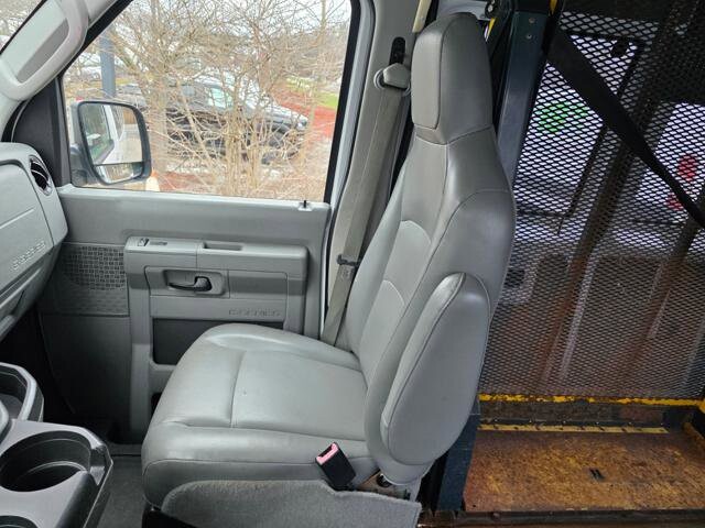 2012 Ford E-350 and Econoline 350 in Blauvelt, NY 10913 - 18097562 27