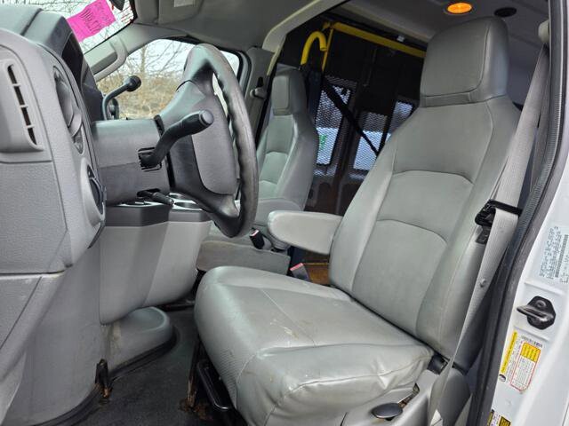 2012 Ford E-350 and Econoline 350 in Blauvelt, NY 10913 - 18097562 15